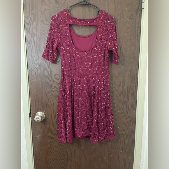 Dress - Picture 2 of 3